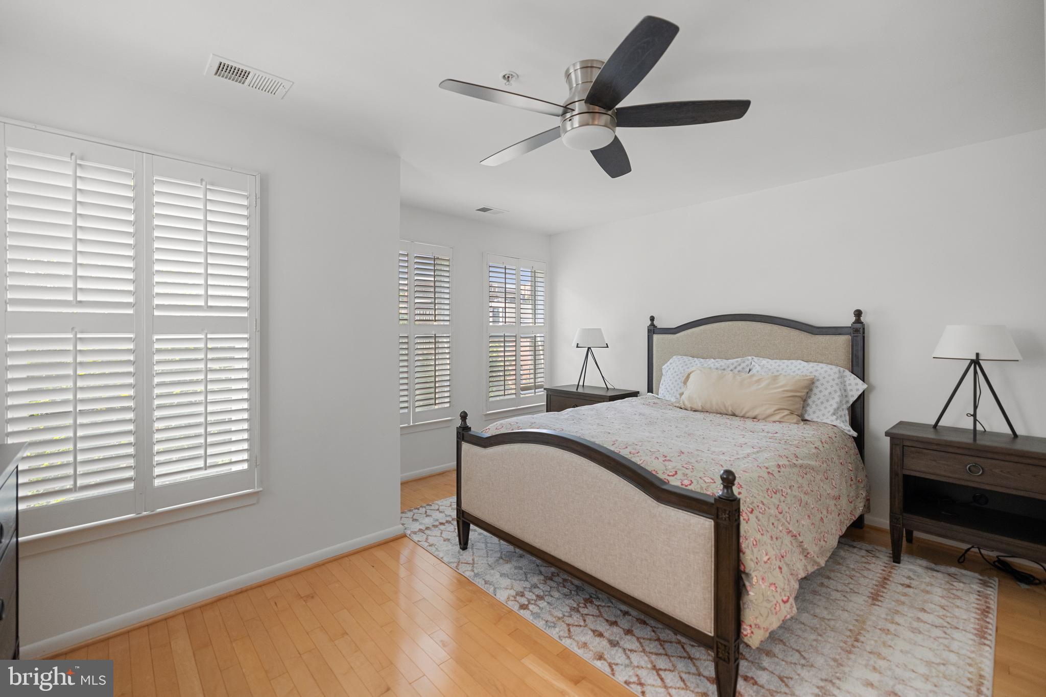 1215 V Street Northwest Washington, DC 20009 - Photo 20 of 34