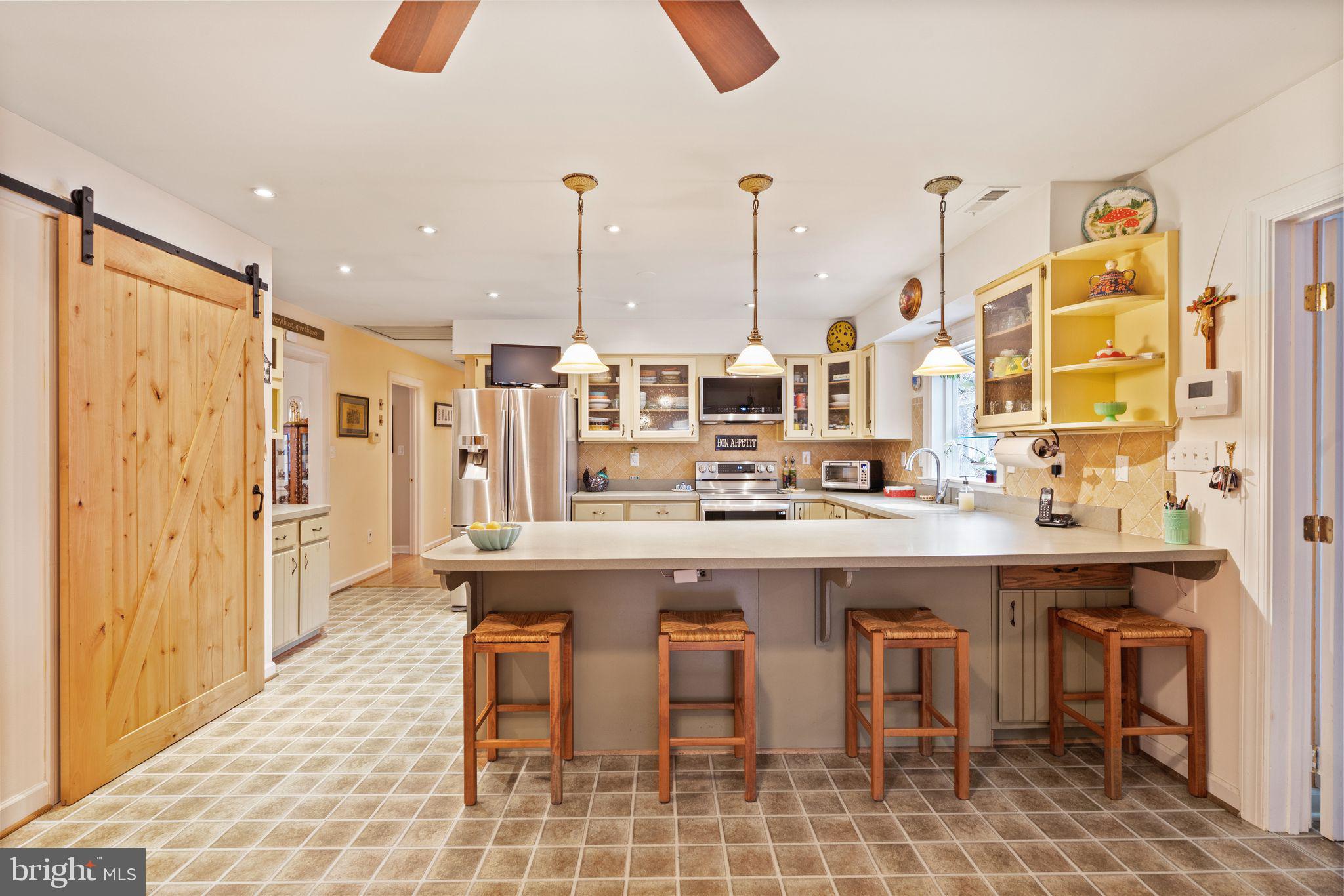 3768 Cobbler Mountain Road Delaplane, VA 20144 - Photo 7 of 47 View of kitchen from family foyer entrance