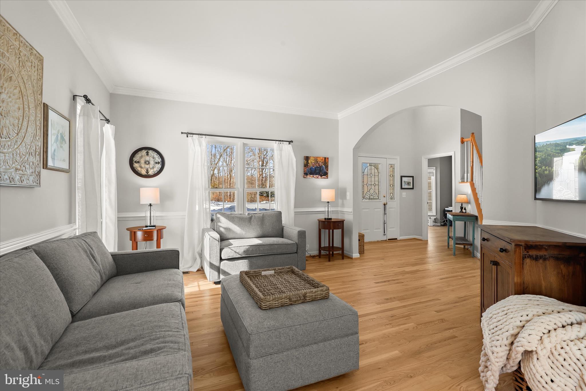 685 West Watersville Road Mount Airy, MD 21771 - Photo 14 of 75 Living room