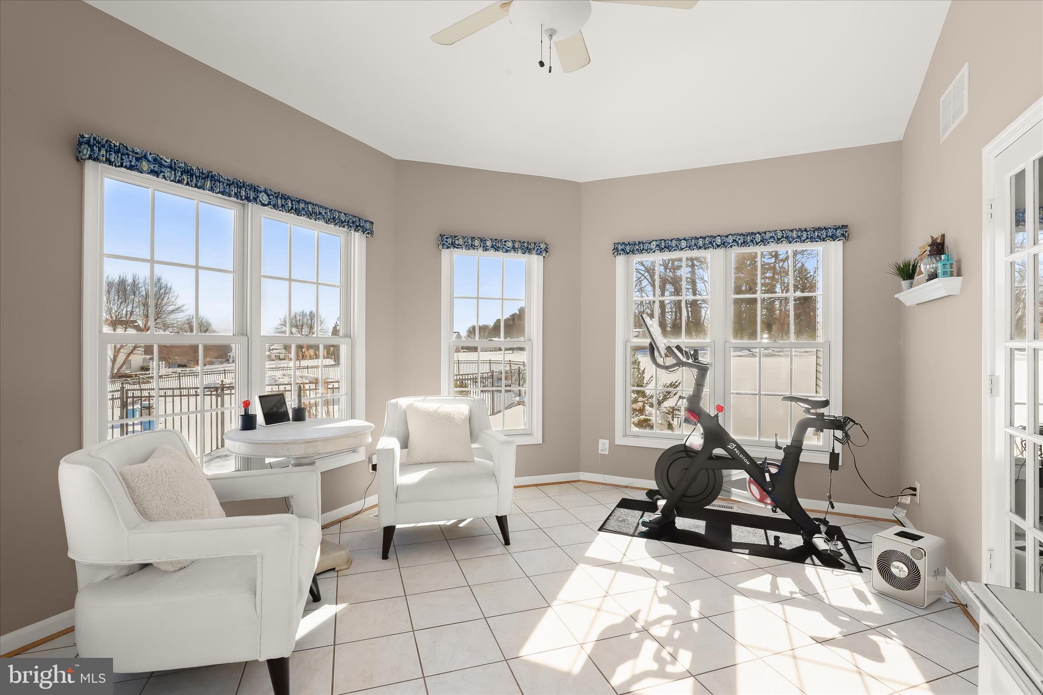 685 West Watersville Road Mount Airy, MD 21771 - Photo 28 of 75 Sun room