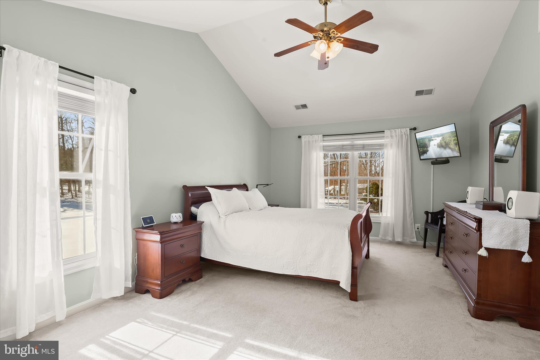 685 West Watersville Road Mount Airy, MD 21771 - Photo 35 of 75 Primary bedroom suite