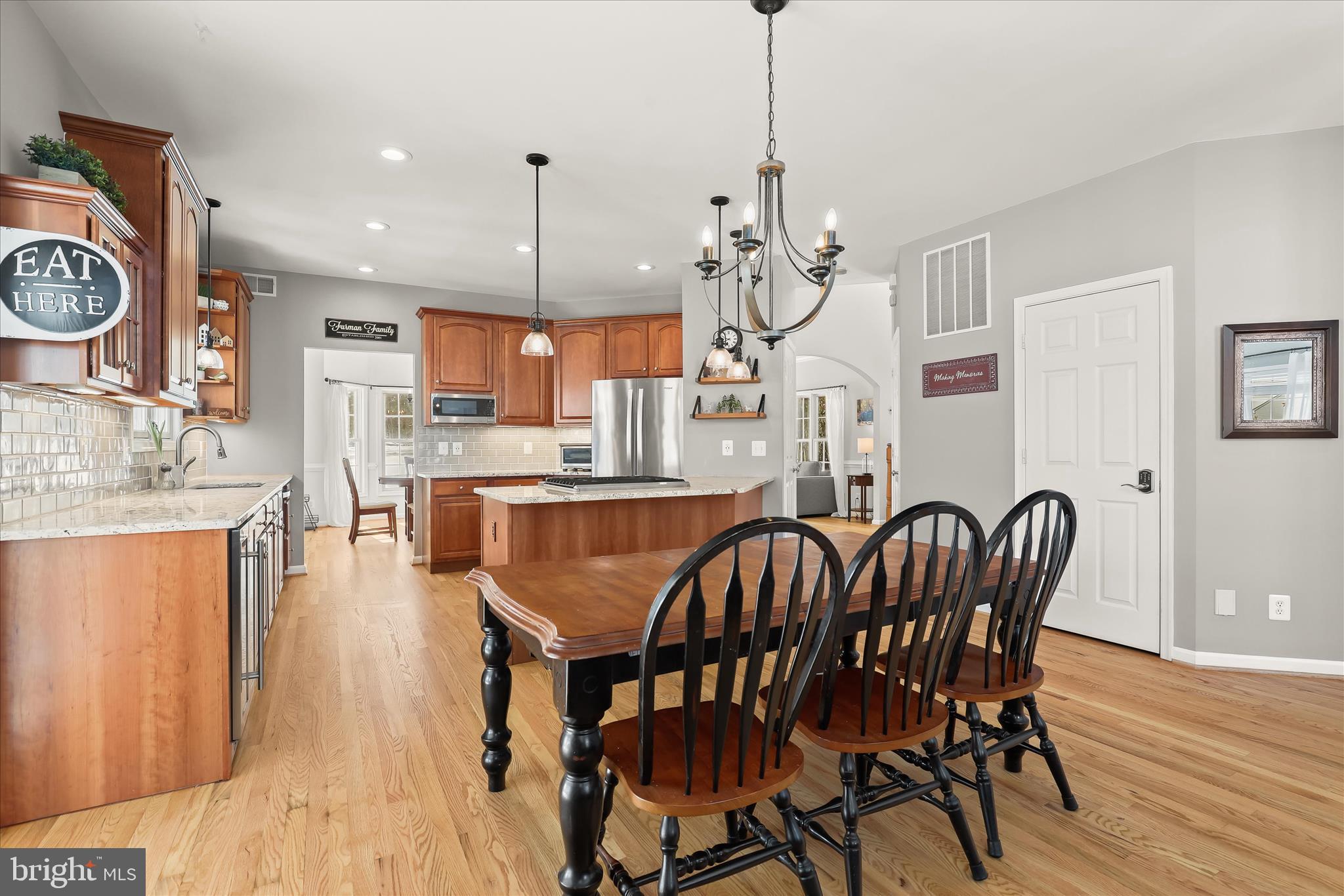 685 West Watersville Road Mount Airy, MD 21771 - Photo 4 of 75 Gourmet kitchen & breakfast area