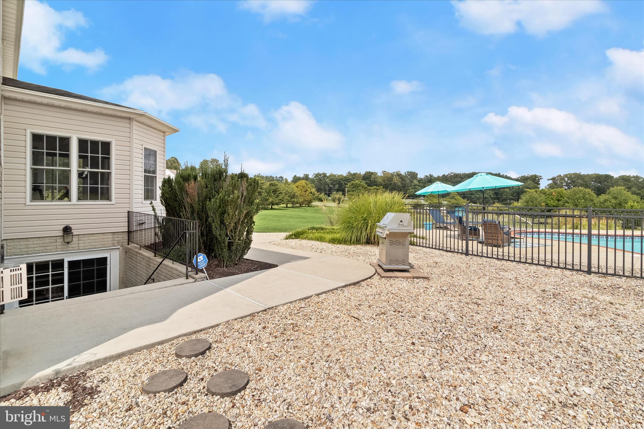 685 West Watersville Road Mount Airy, MD 21771 - Photo 53 of 75 Extra wide steps from lower level