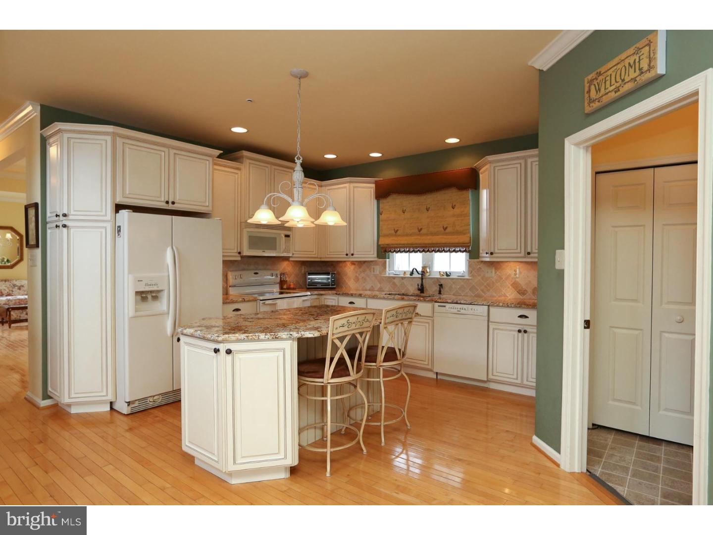 1 Valentine Road Ivyland, PA 18974 - Photo 4 of 25 Gallery Image 4
