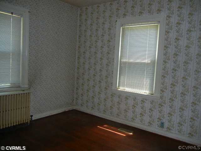 1643 Hopkins Road Richmond, VA 23224 - Photo 7 of 15 Exterior Front - Bedroom