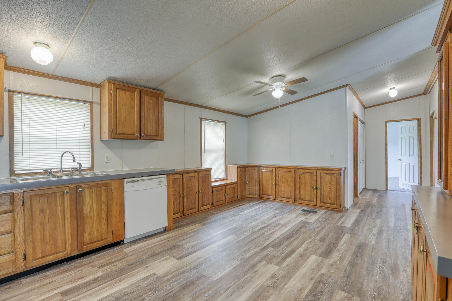 307 Manis Road Rogersville, TN 37857 - Photo 18 of 104 Juhl. 307 Manis Rd. Rog MLSb (14 of 65)
