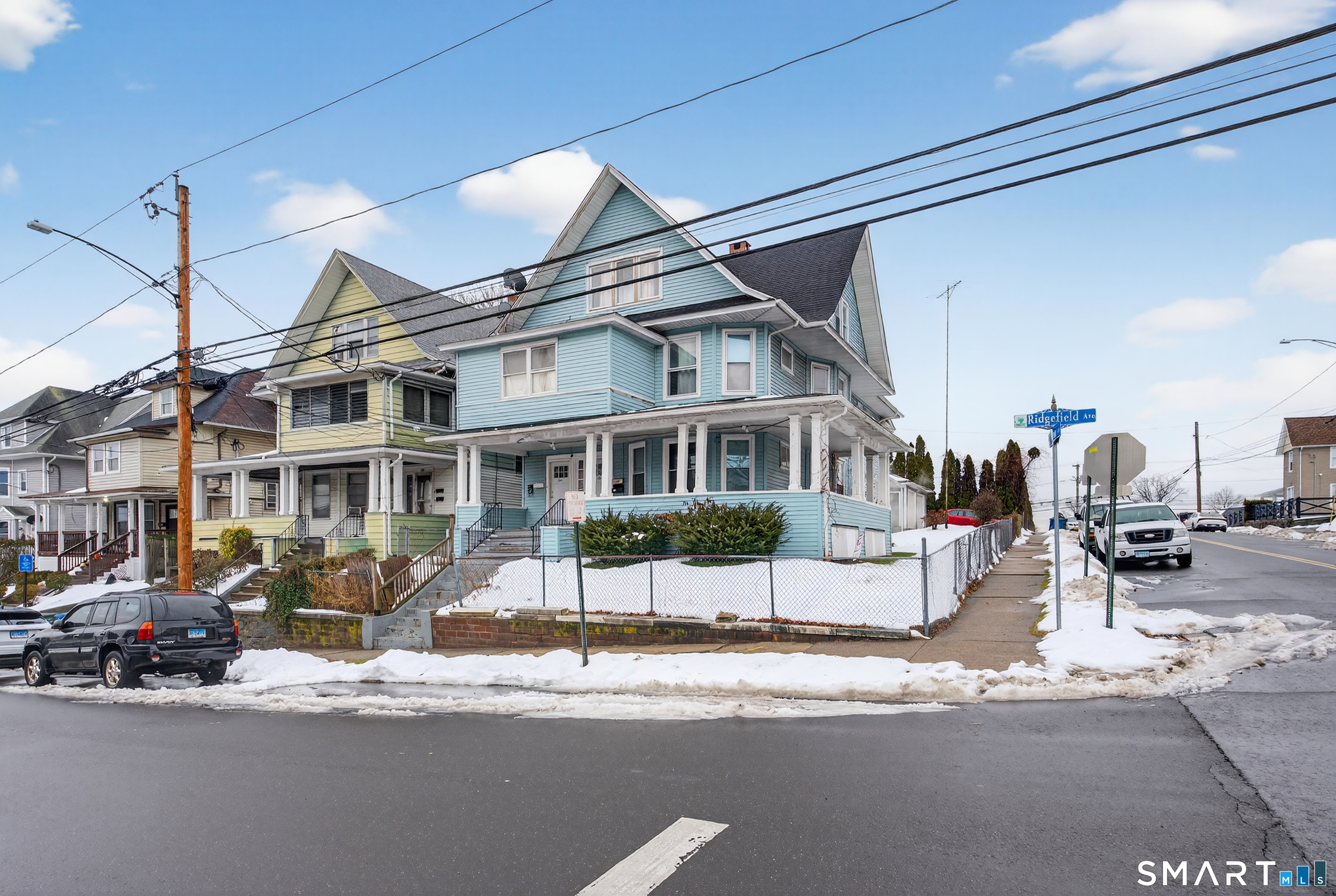 361 Ridgefield Avenue, Unit 1 Bridgeport, CT 06610 - Photo 2 of 17