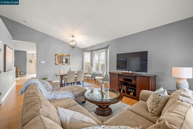 $999,000 | 3056 Windmill Canyon Drive, Clayton, CA 94517