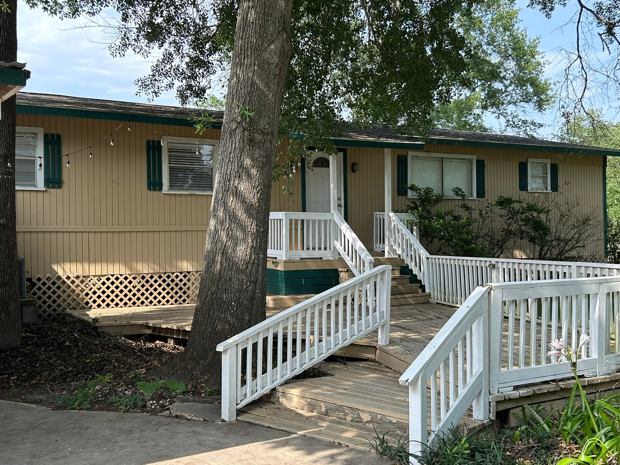 320 Deer Run Road Trinity, TX 75862 - Photo 36 of 50 Lake & Relax