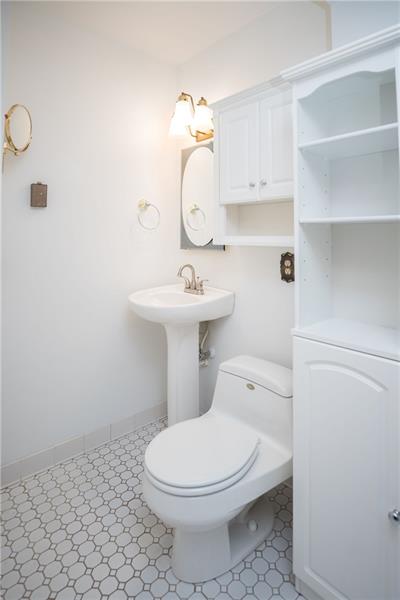 218 South Eberhart Road Butler, PA 16001 - Photo 8 of 20