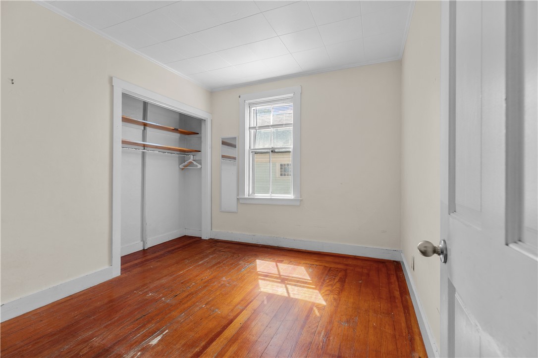 427 Spring Street, Unit 2 Newport, RI 02840 - Photo 8 of 19