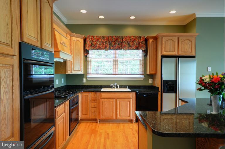 3506 Cedars Stable Road Davidsonville, MD 21035 - Photo 22 of 30 Kitchen
