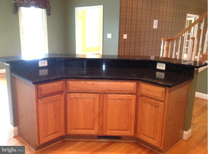 3506 Cedars Stable Road Davidsonville, MD 21035 - Photo 5 of 30 Kitchen