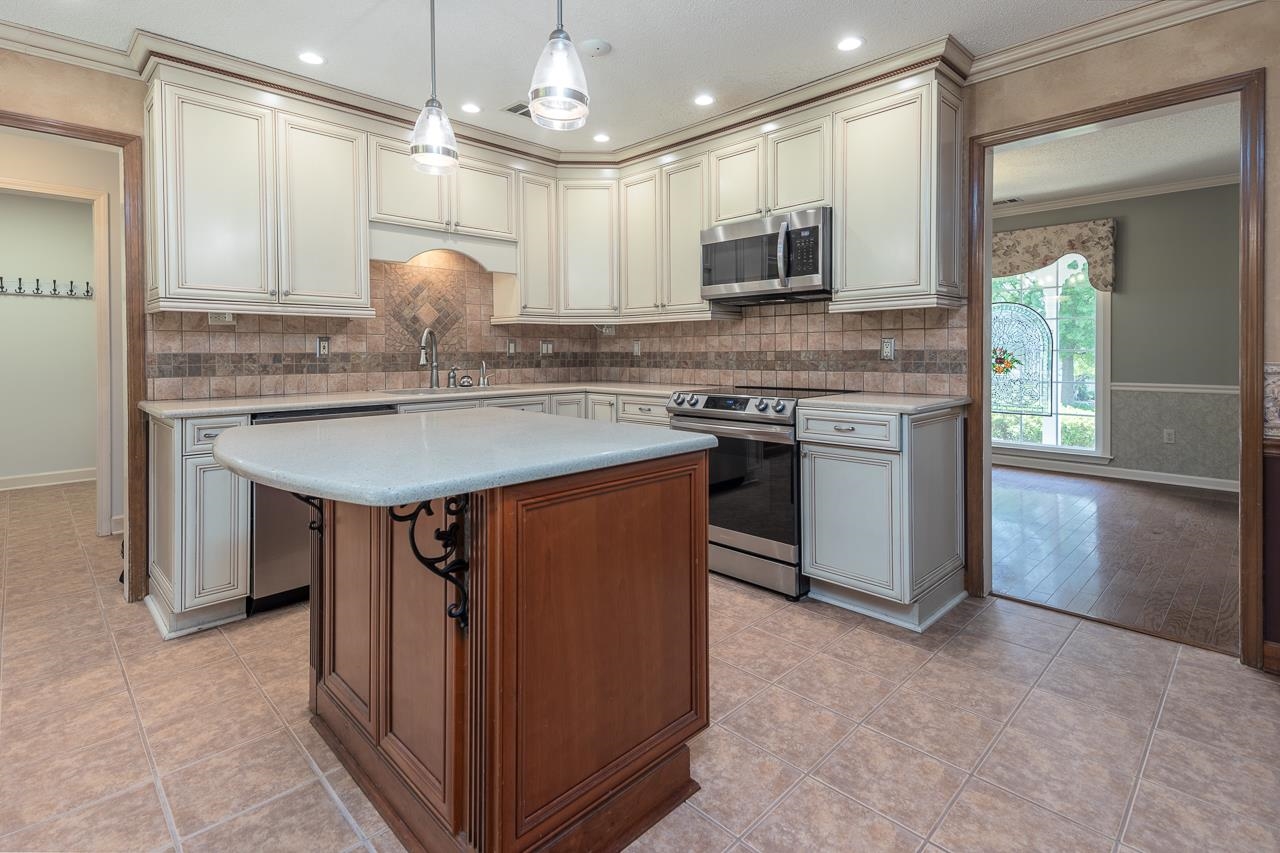 368 East Powell Road Collierville, TN 38017 - Photo 14 of 35 Gallery Image 14