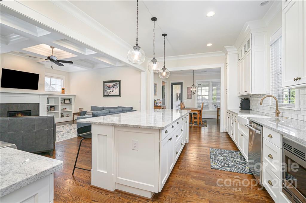 5621 Closeburn Road, Unit B Charlotte, NC 28210 - Photo 12 of 42 Gallery Image 12
