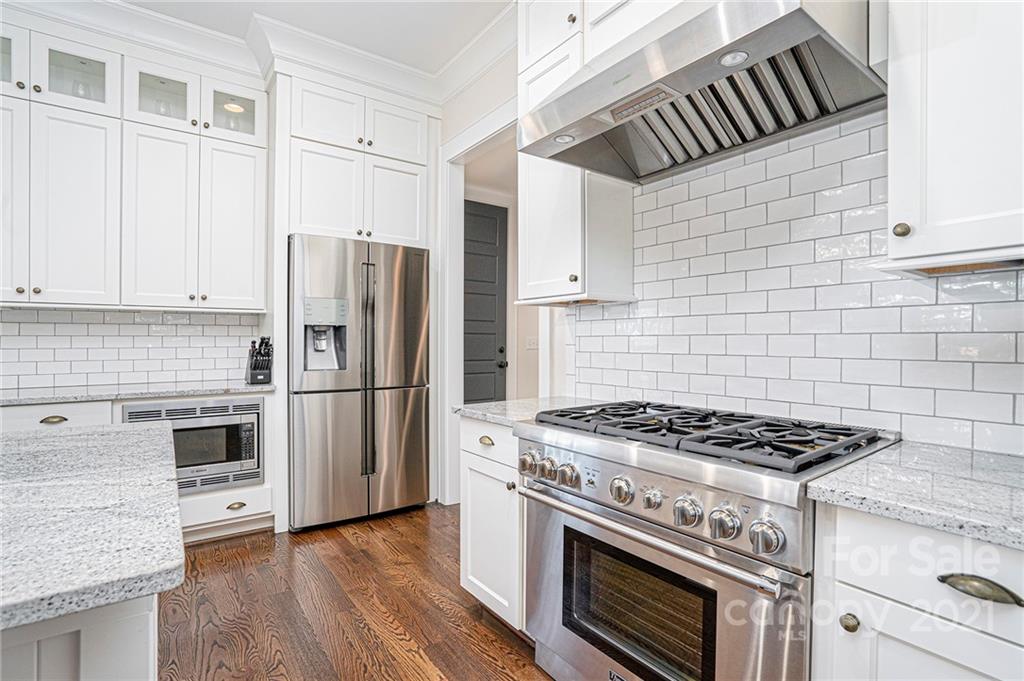 5621 Closeburn Road, Unit B Charlotte, NC 28210 - Photo 13 of 42 Gallery Image 13