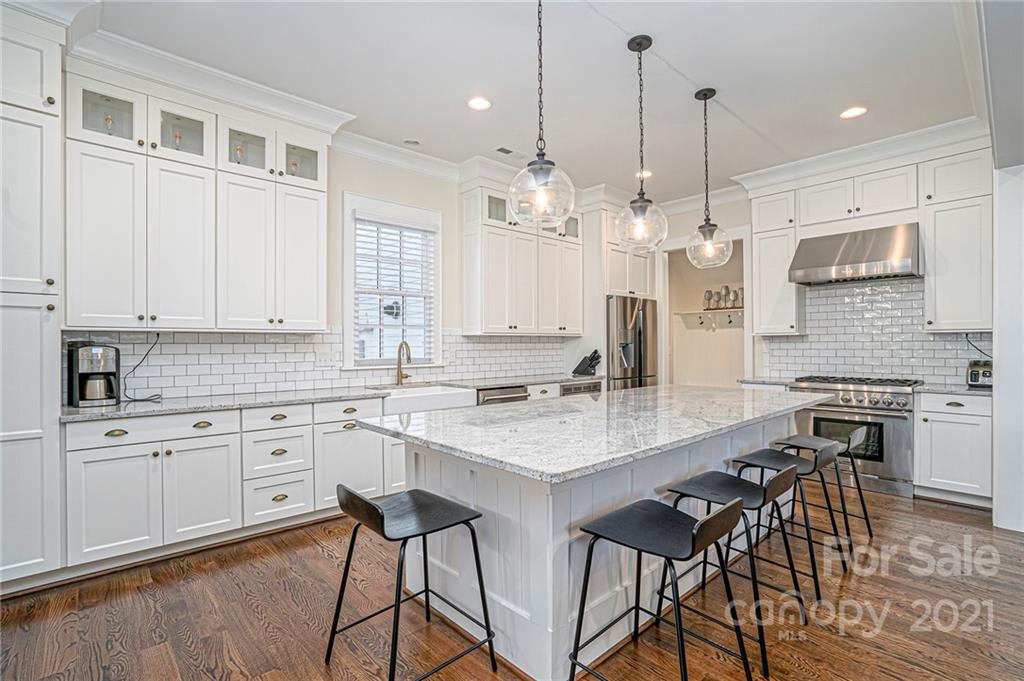 5621 Closeburn Road, Unit B Charlotte, NC 28210 - Photo 14 of 42 Gallery Image 14