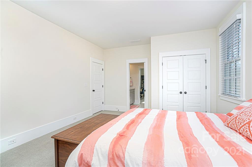 5621 Closeburn Road, Unit B Charlotte, NC 28210 - Photo 28 of 42 Gallery Image 28