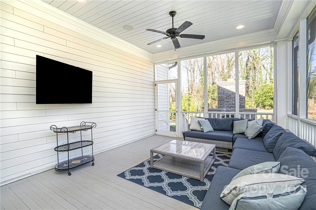 5621 Closeburn Road, Unit B Charlotte, NC 28210 - Photo 33 of 42 Gallery Image 33