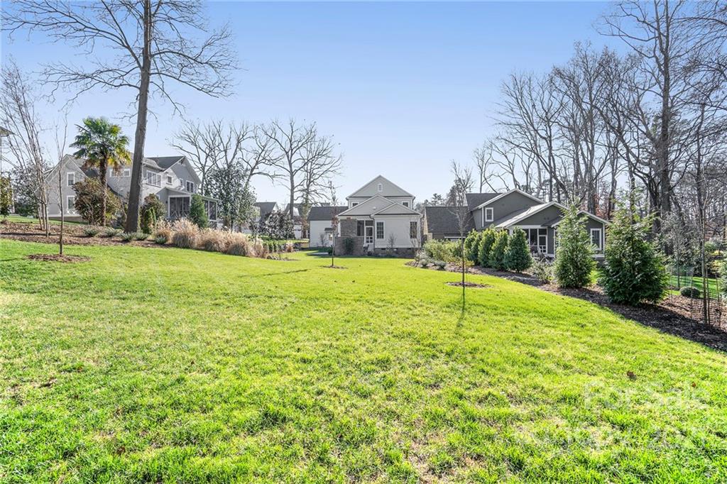 5621 Closeburn Road, Unit B Charlotte, NC 28210 - Photo 40 of 42 Gallery Image 40