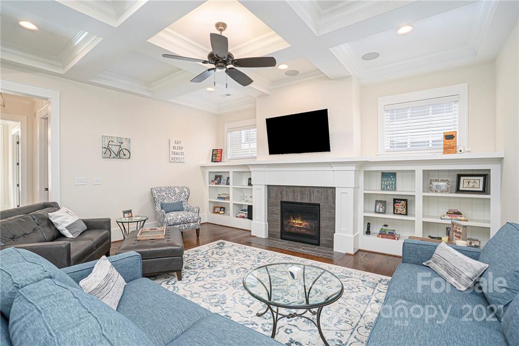5621 Closeburn Road, Unit B Charlotte, NC 28210 - Photo 10 of 42 Gallery Image 10