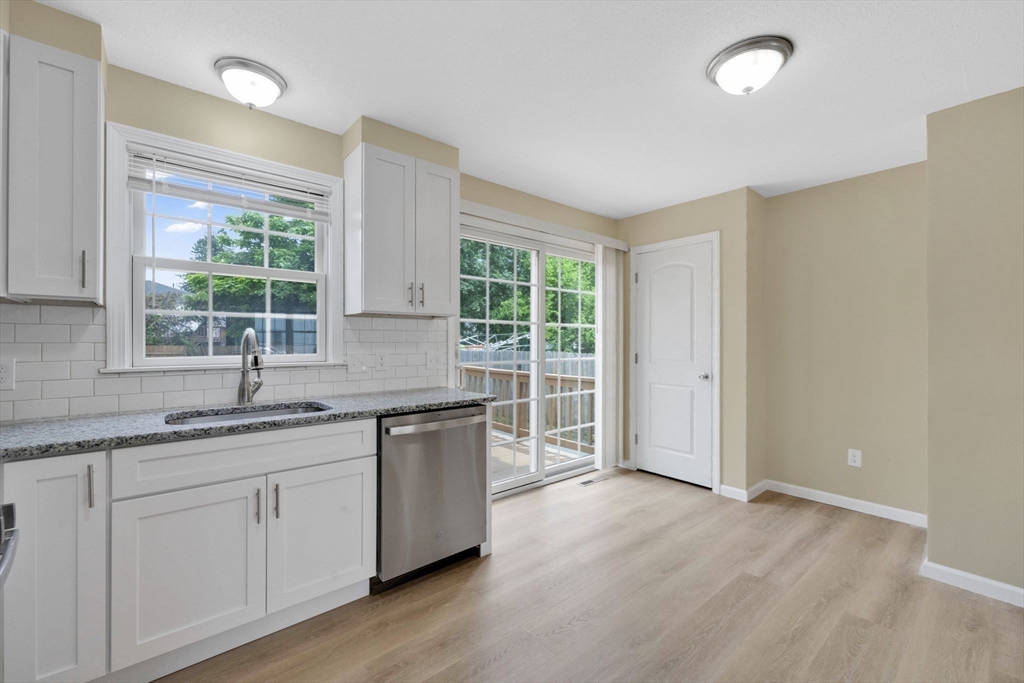 19-21 Biddle Street Springfield, MA 01129 - Photo 18 of 32