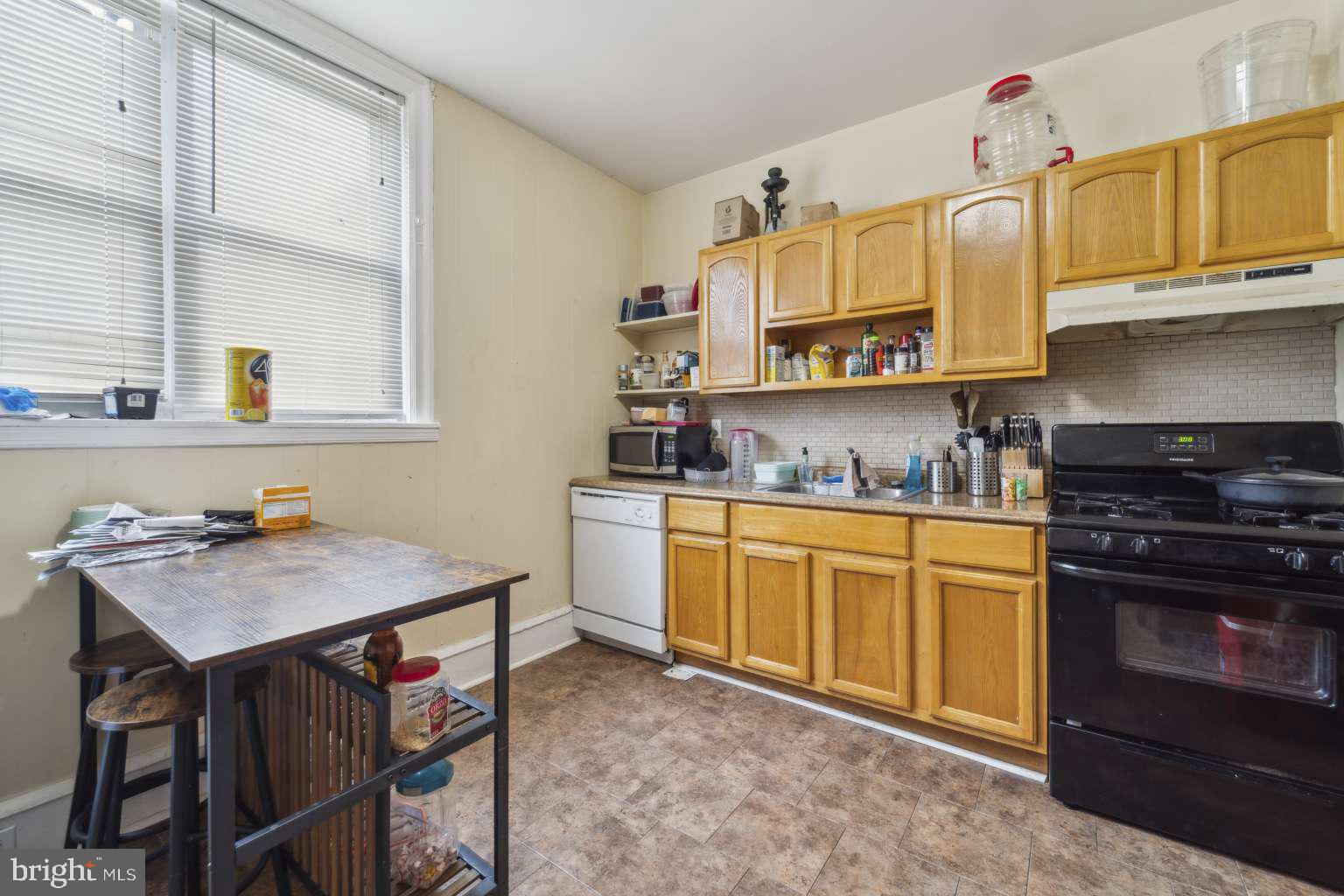 331 North 64th Street Philadelphia, PA 19139 - Photo 15 of 34