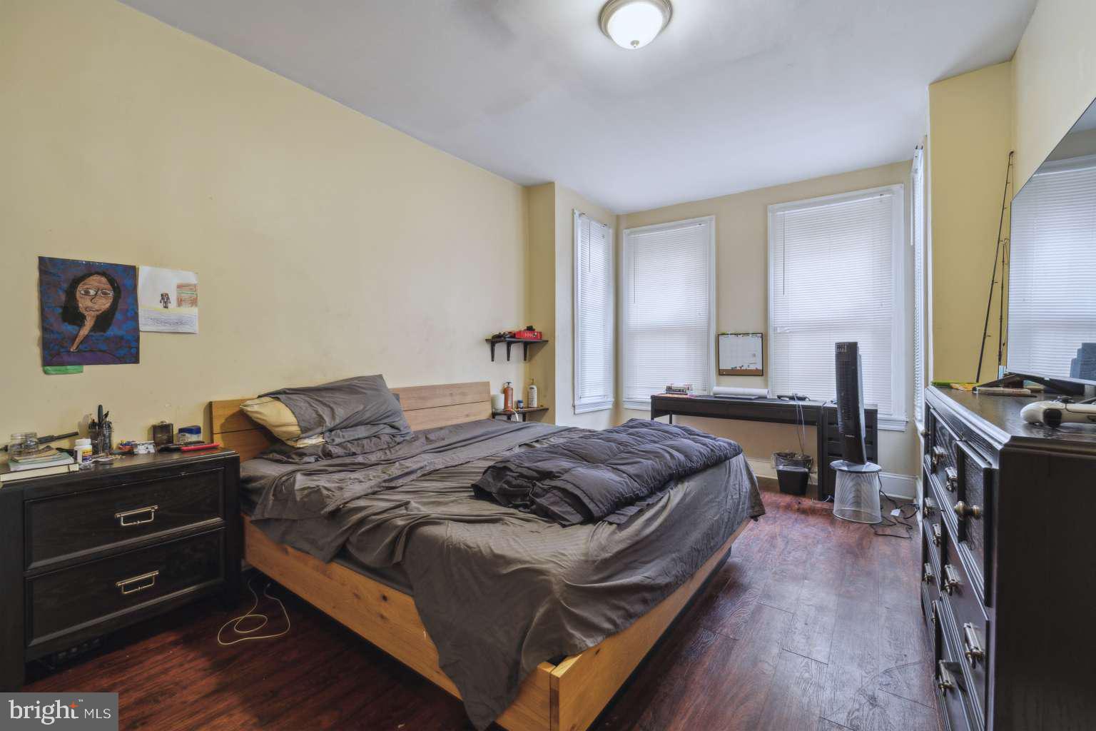 331 North 64th Street Philadelphia, PA 19139 - Photo 4 of 34