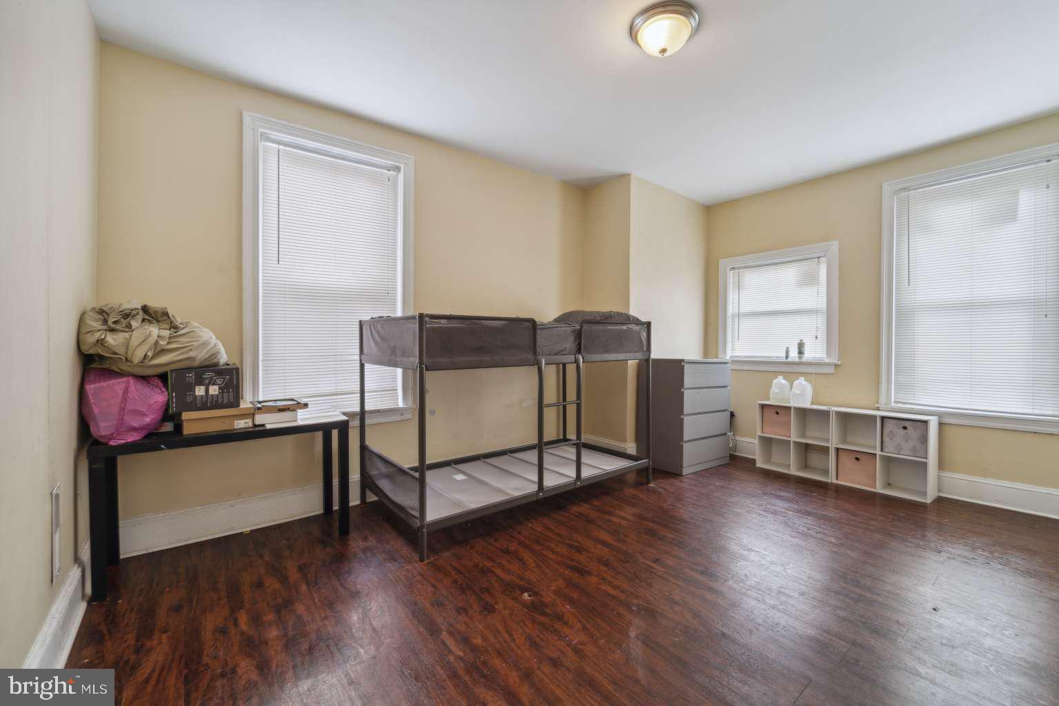 331 North 64th Street Philadelphia, PA 19139 - Photo 9 of 34