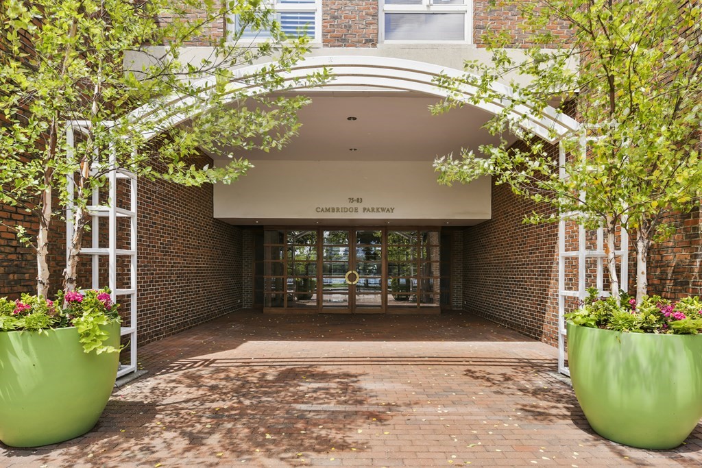 75-83 Cambridge Parkway, Unit E806 Cambridge, MA 02142 - Photo 2 of 18