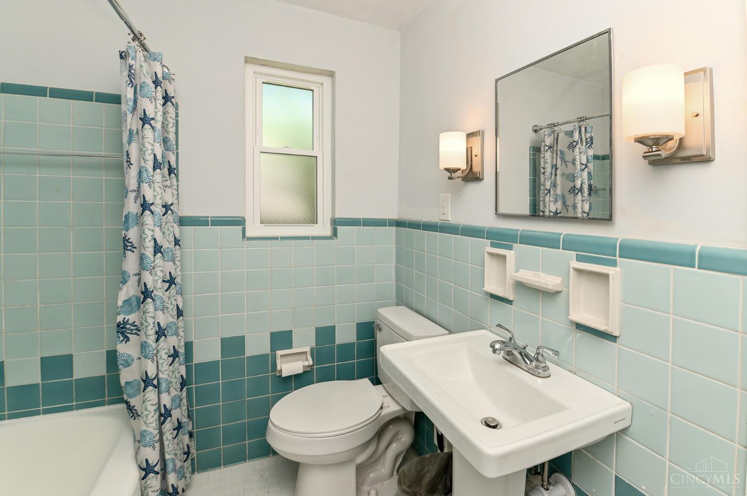 5702 Hunter Avenue Norwood, OH 45212 - Photo 16 of 30