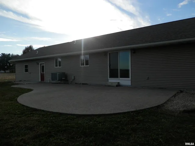 $398,000 | 505 Beech Street, Andover, IL 61238