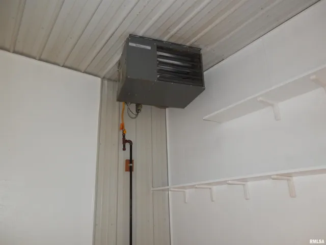 $398,000 | 505 Beech Street, Andover, IL 61238