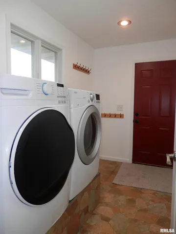 $398,000 | 505 Beech Street, Andover, IL 61238