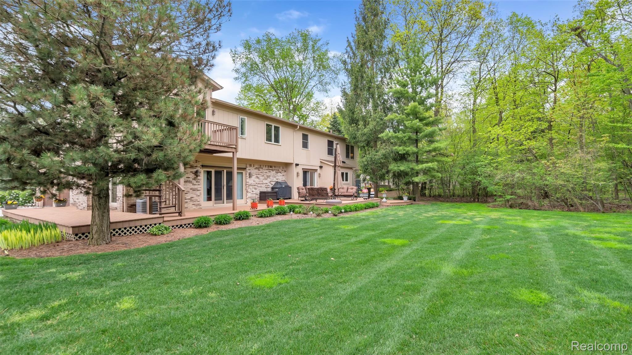 21559 Purlingbrook Road Novi, MI 48375 - Photo 44 of 56 21559-Purlingbrook-Rd-Novi-MI-48375-windowstill-44.jpg
