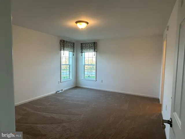 $297,730 | 466 Eastwood Lane, Lancaster, PA 17601