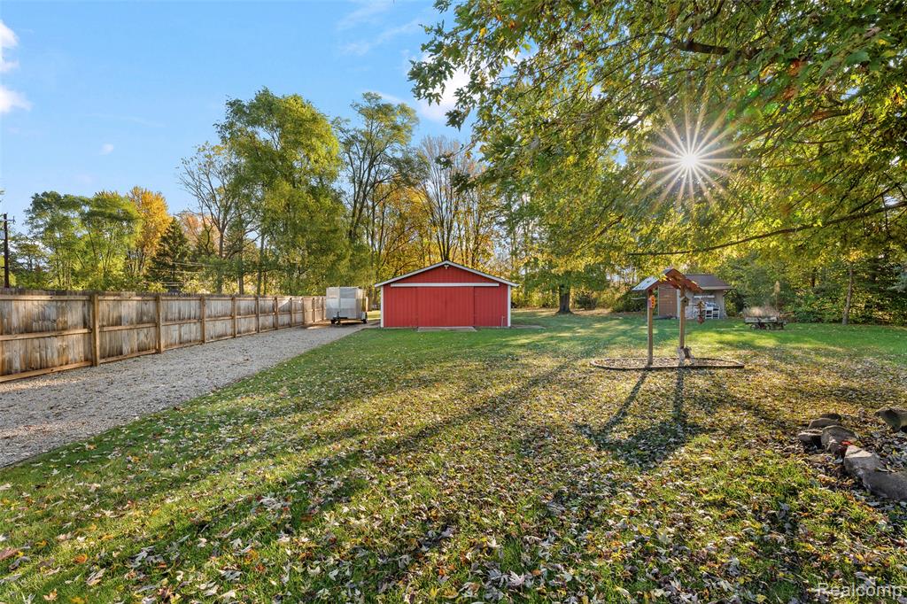 17655 Lohr Road Belleville, MI 48111 - Photo 18 of 57 Gallery Image 18