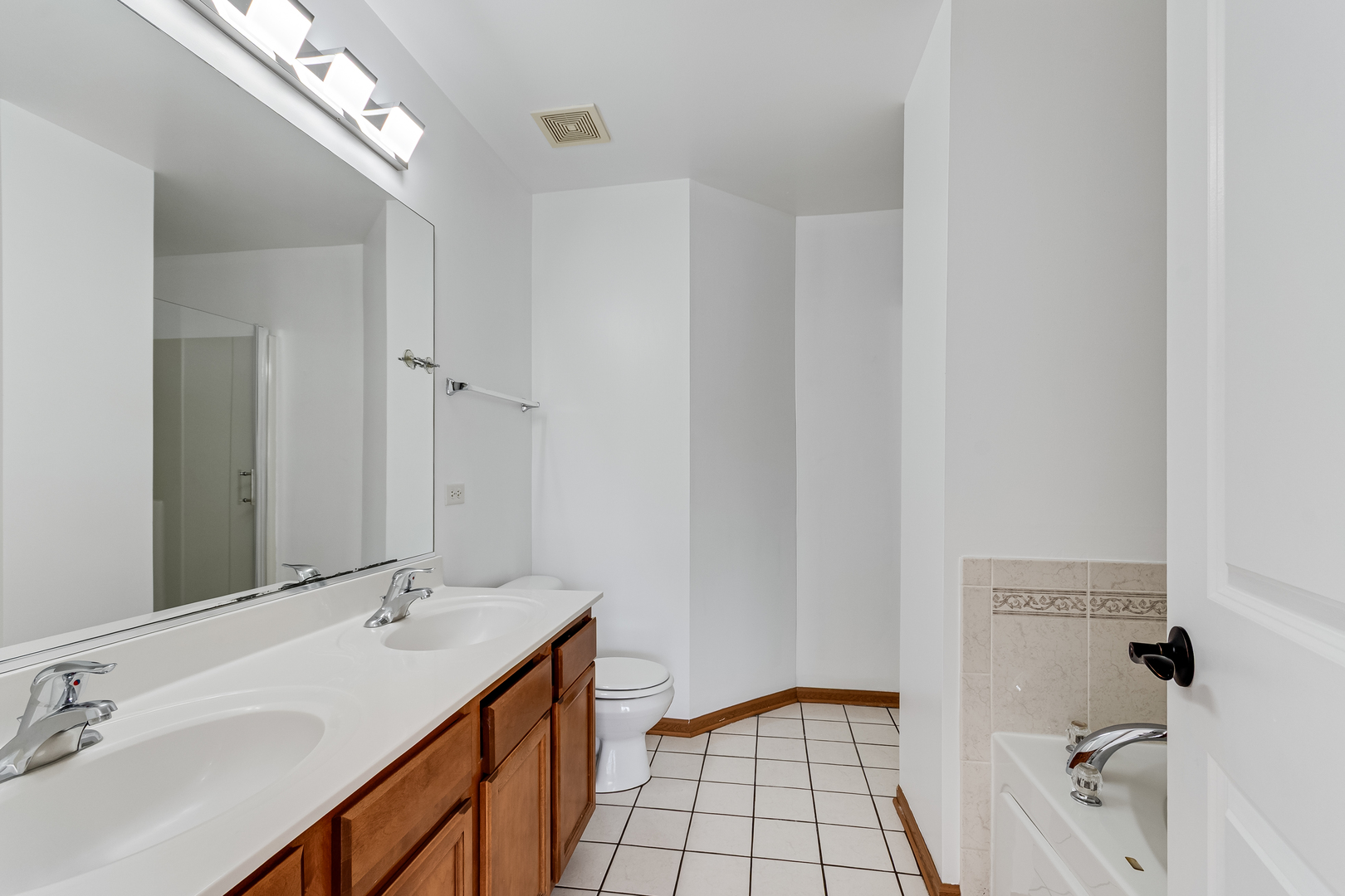 6413 Silver Ridge Drive Plainfield, IL 60586 - Photo 14 of 35