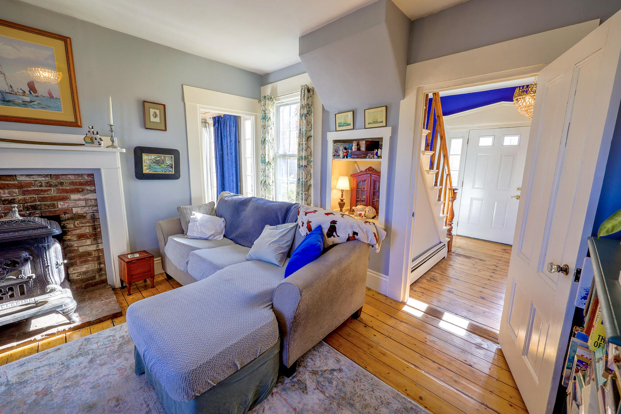 389 Higgins Road Pittsfield, ME 04967 - Photo 19 of 80 sitting area and front door