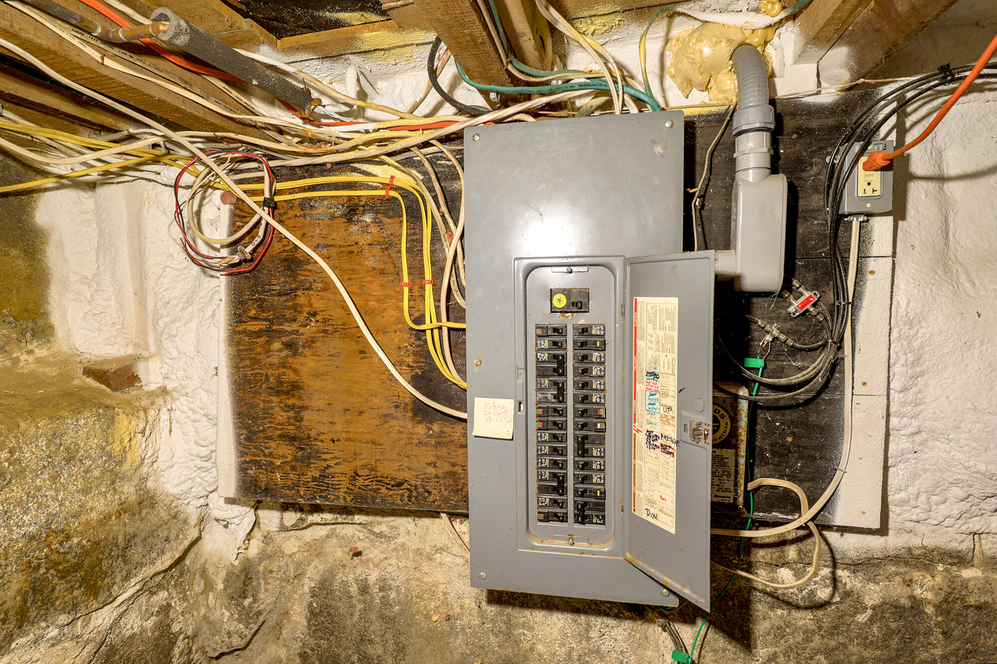 389 Higgins Road Pittsfield, ME 04967 - Photo 41 of 80 circuit breaker box