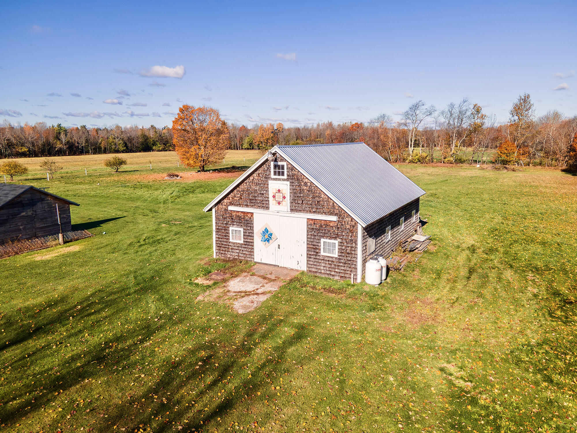 389 Higgins Road Pittsfield, ME 04967 - Photo 45 of 80 barn-3