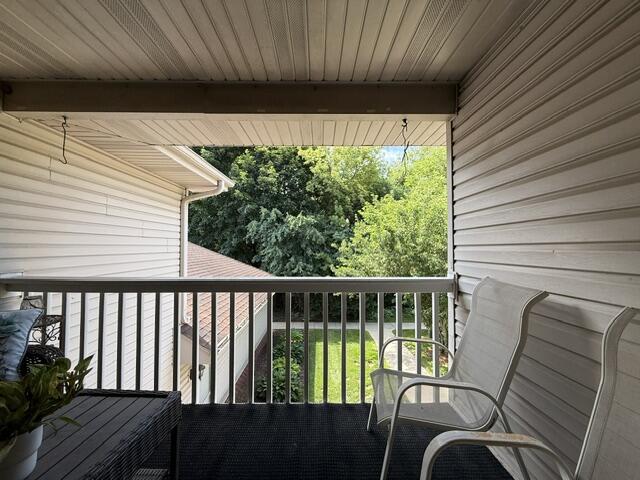 N43-w32877 Rasmus Road, Unit 7H Nashotah, WI 53058 - Photo 5 of 38 Balcony
