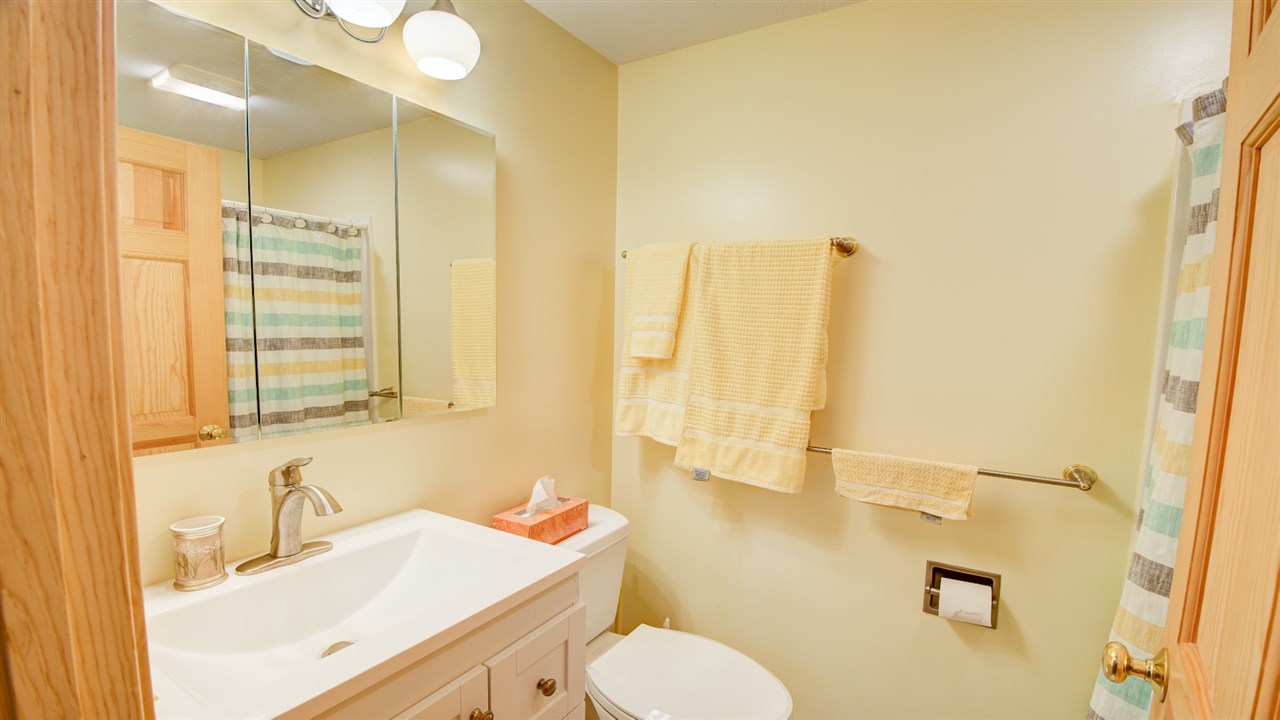 171 Dockham Shore Road, Unit 7 Gilford, NH 03249 - Photo 13 of 21