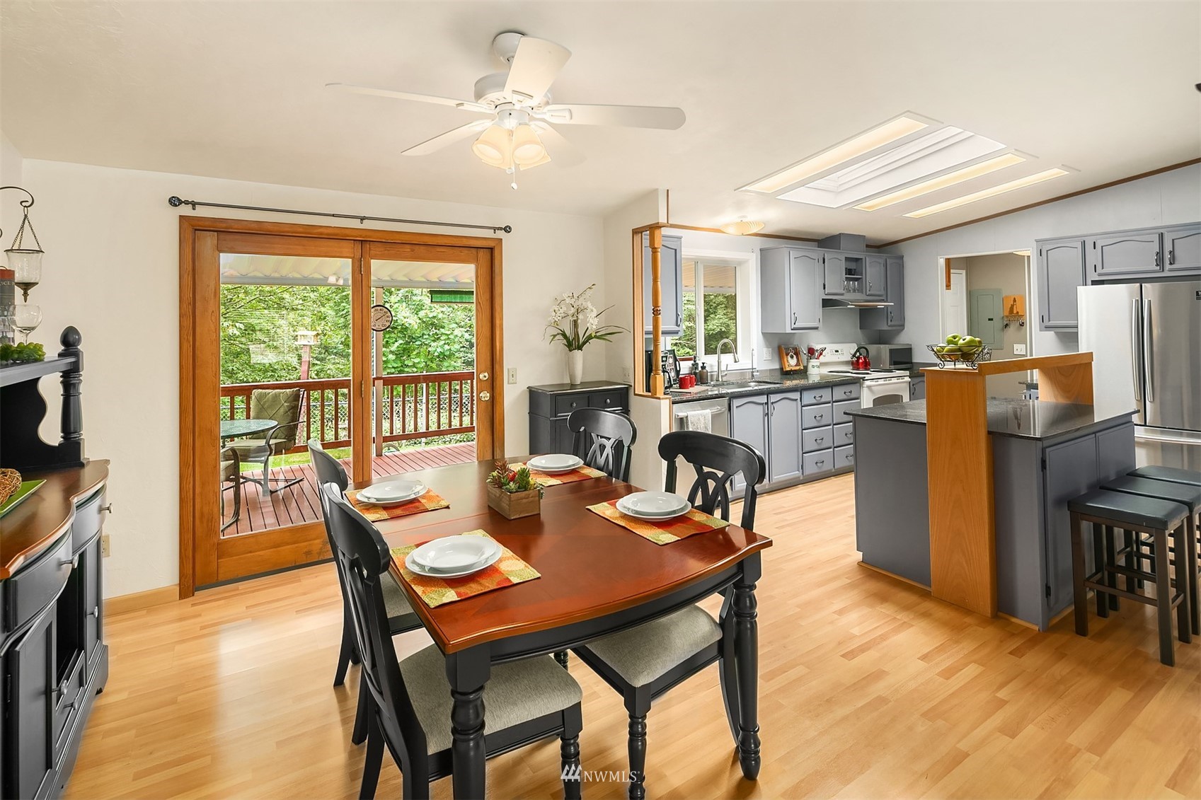 12500 Northeast 198th Street Bothell, WA 98011 - Photo 16 of 37 Gallery Image 16