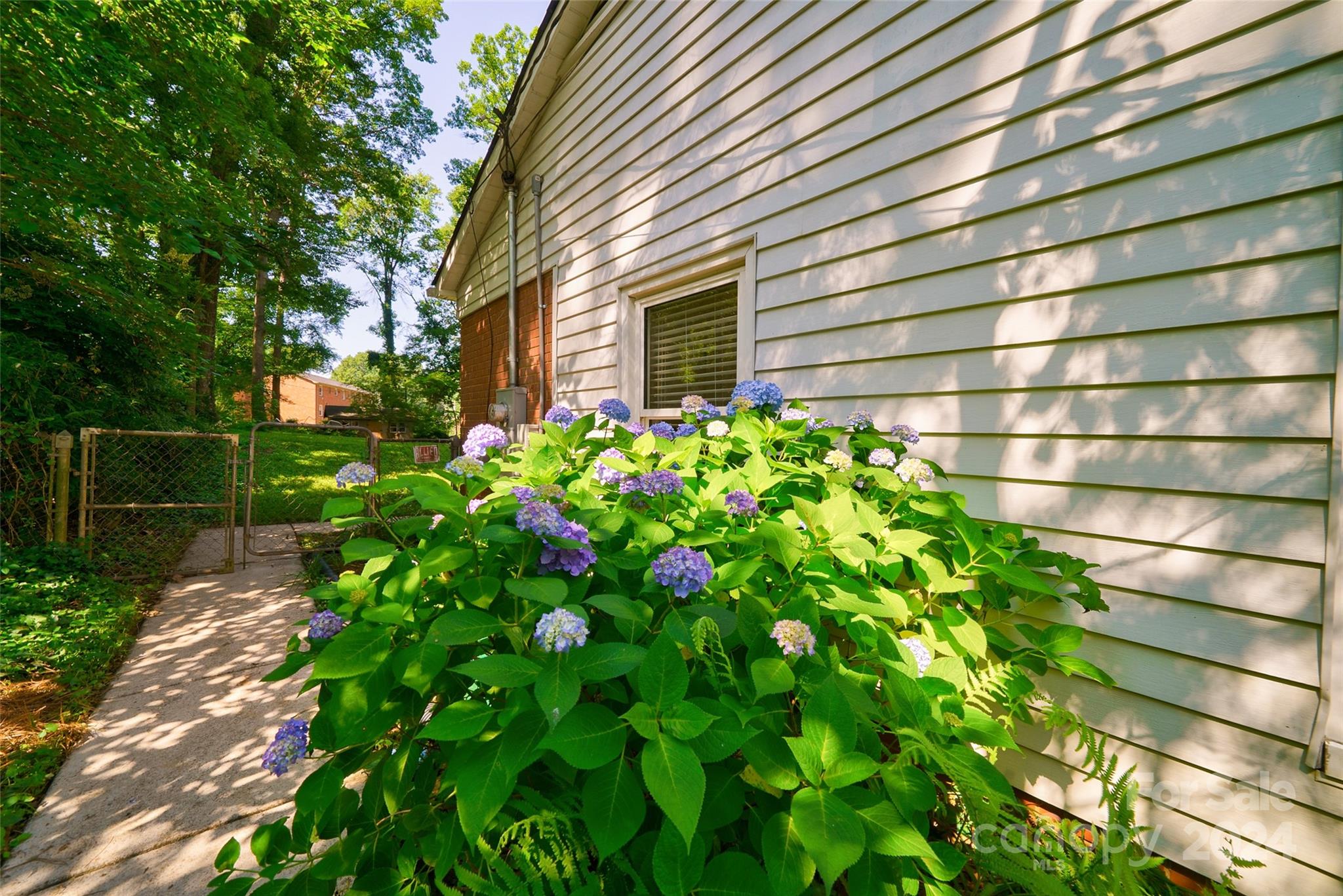 5008 Erickson Road Charlotte, NC 28205 - Photo 26 of 29 Gallery Image 26