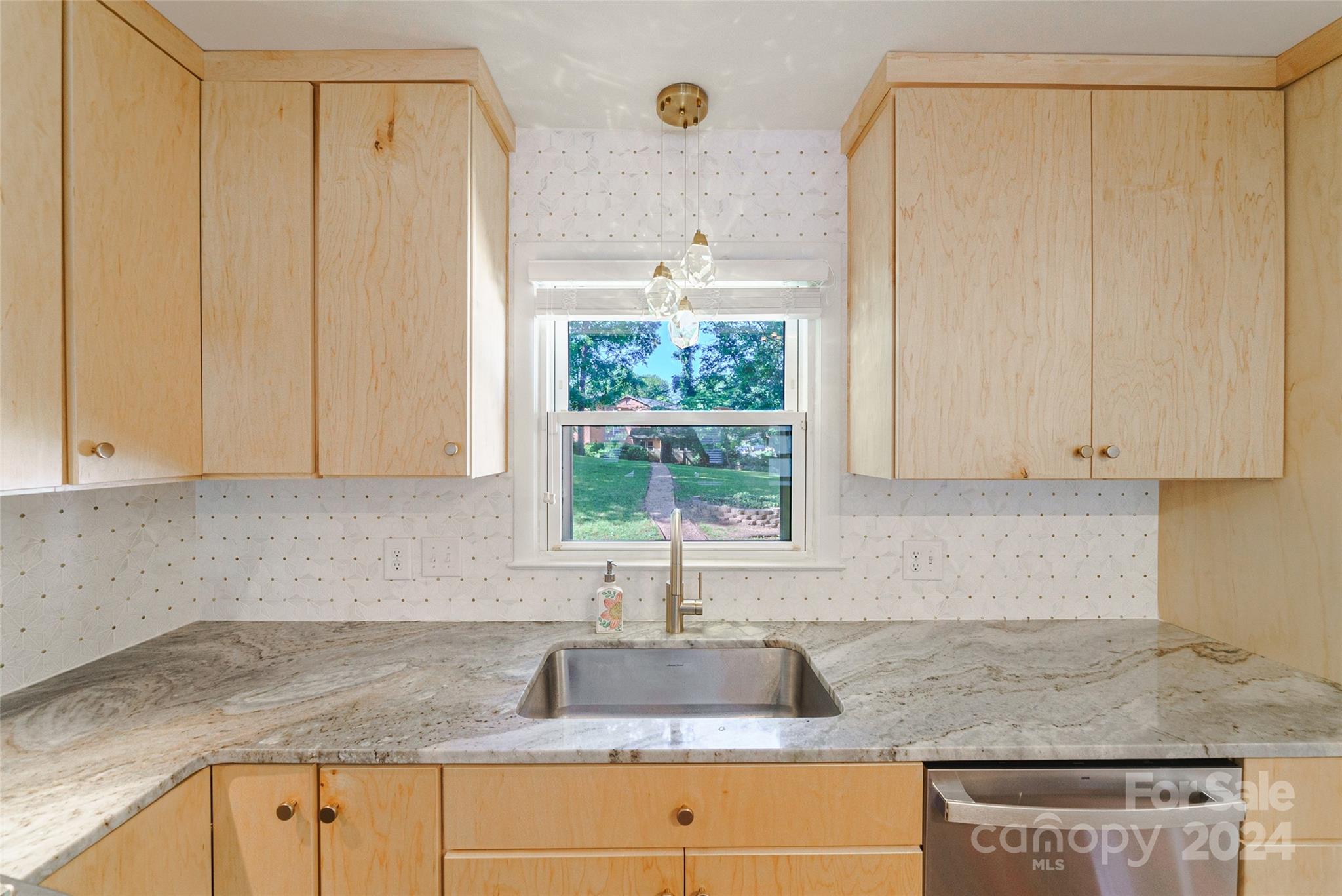 5008 Erickson Road Charlotte, NC 28205 - Photo 7 of 29 Gallery Image 7