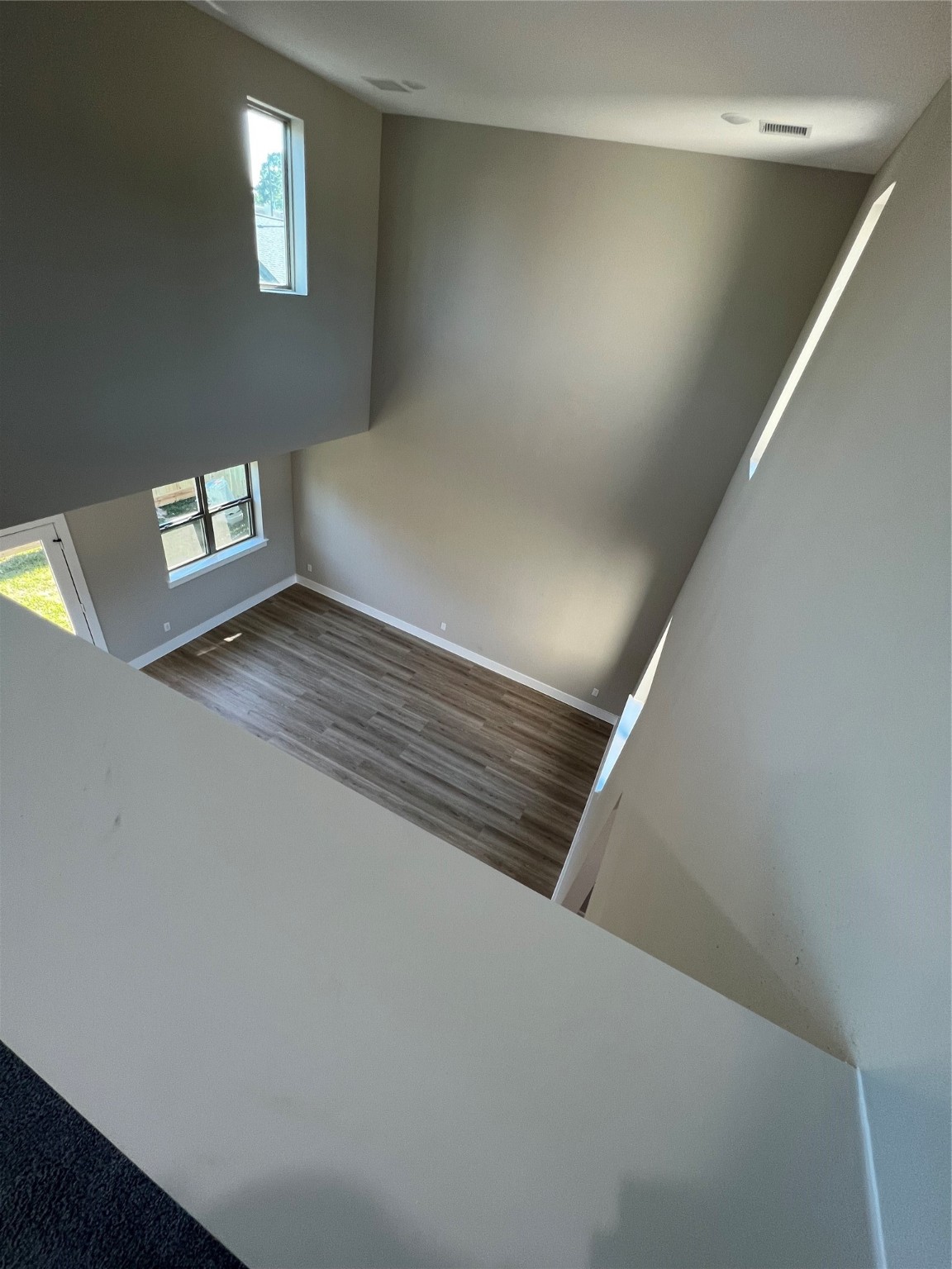 2511 Martinas Ct Spring Spring, TX 77388 - Photo 10 of 30 a view of an empty room and window
