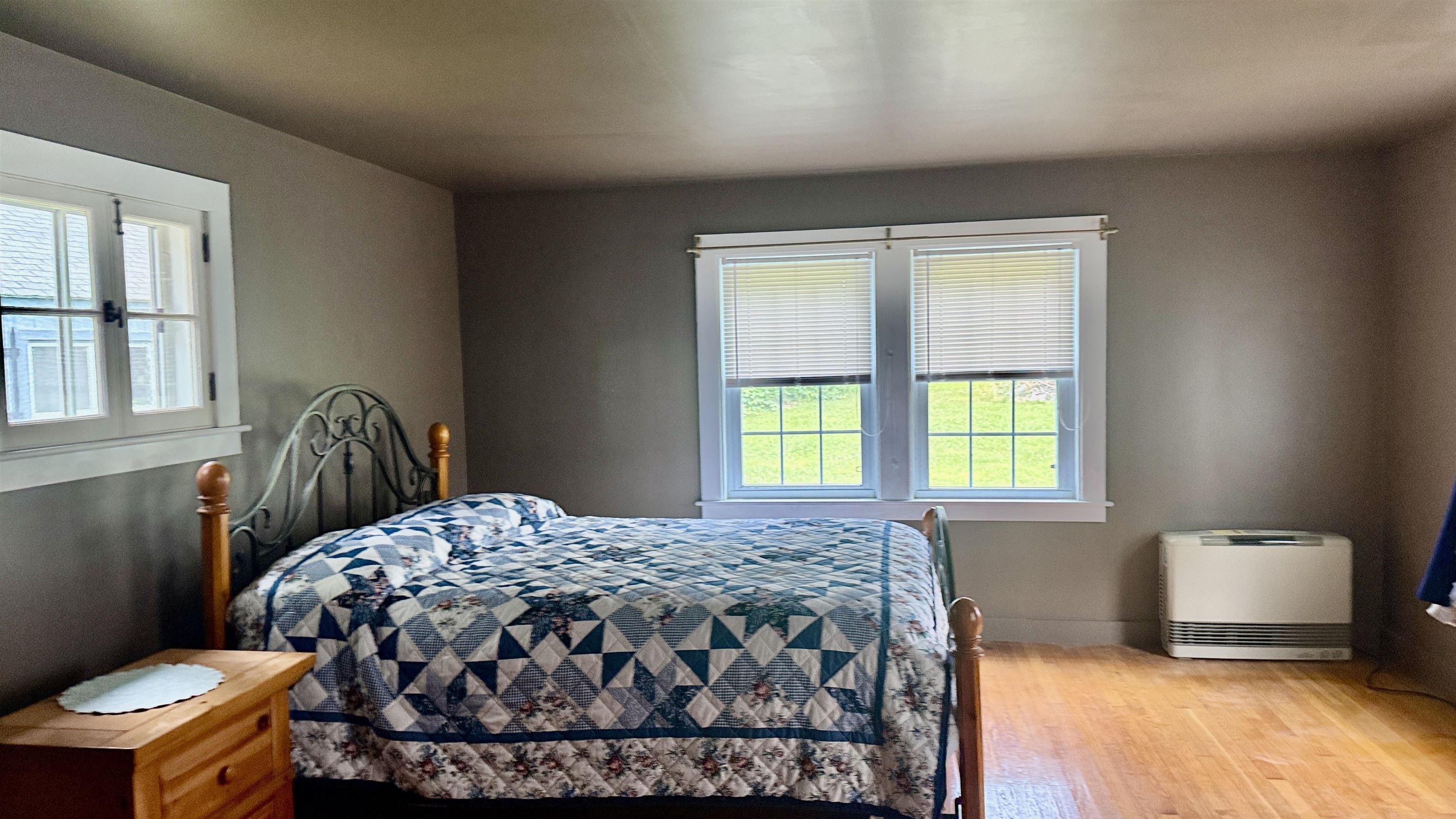 27 Ainsworth Road Claremont, NH 03743 - Photo 7 of 16