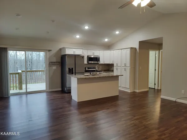 $1,300 | 226 Chickasaw Drive, Crossville, TN 38572