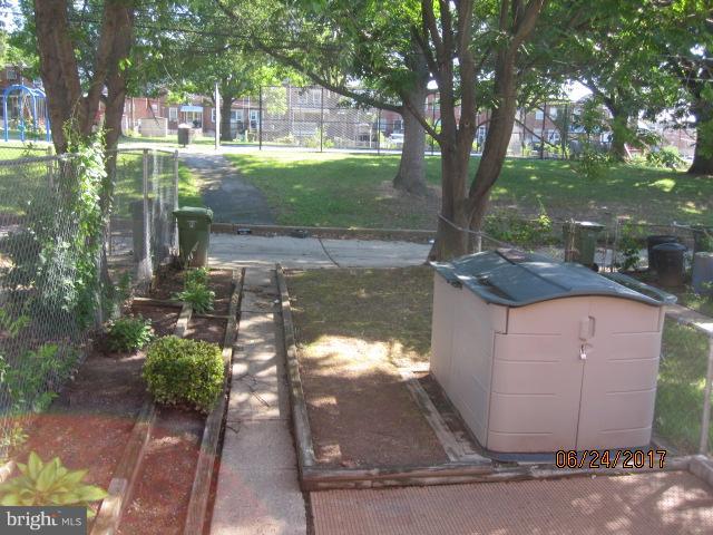 4318 Cedar Garden Road Baltimore, MD 21229 - Photo 30 of 30 Exterior (Rear)
